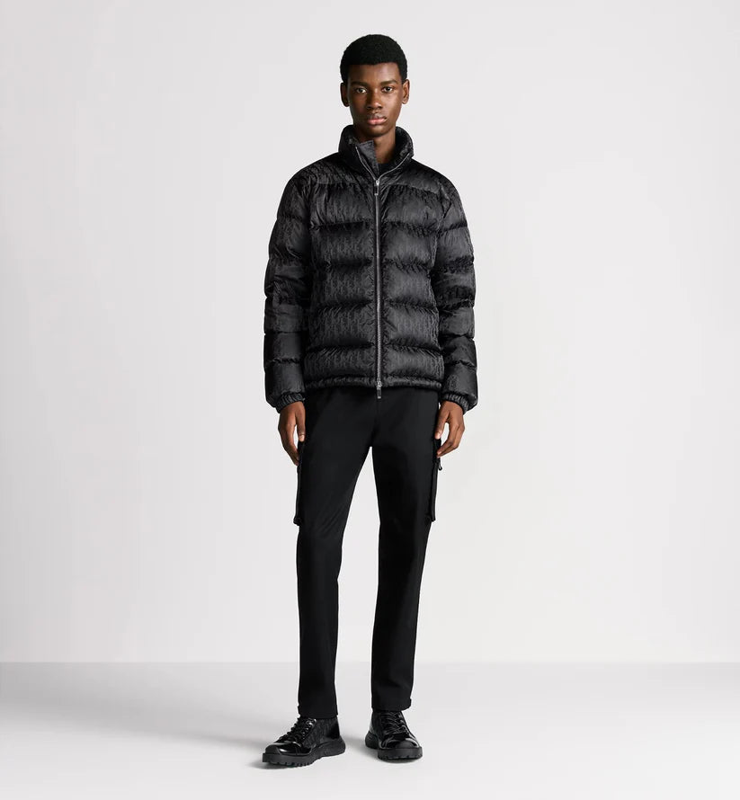 "D" Oblique Buffer Black